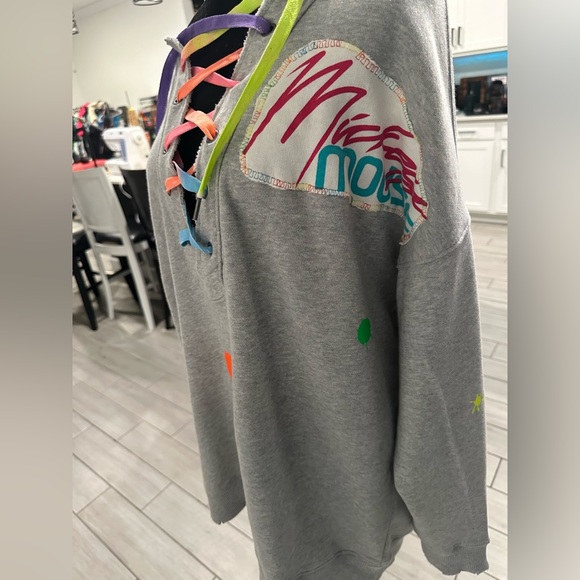 Sold!Custom Mickey sweatshirt - Picture 4 of 8